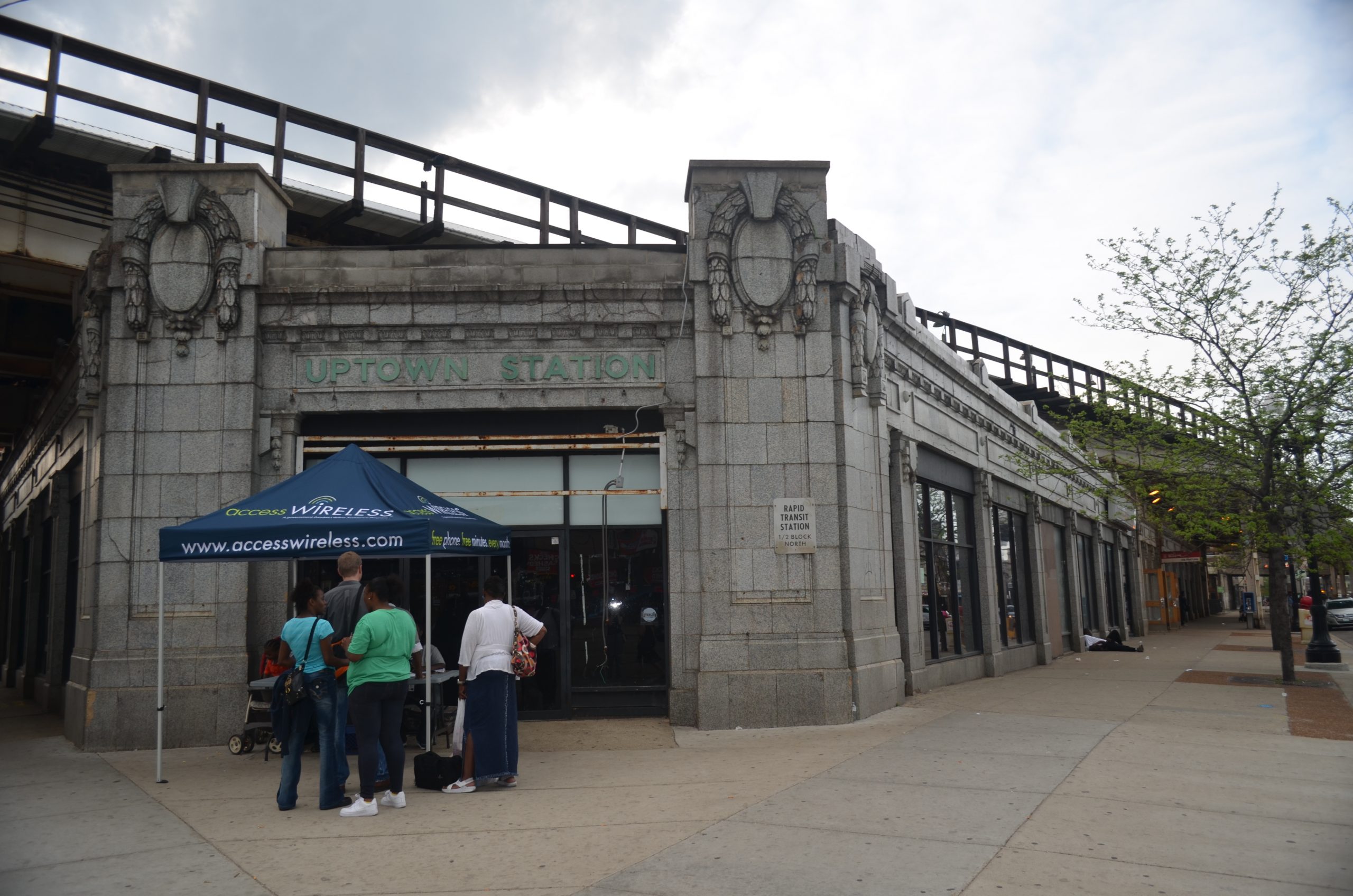 wilson red line chicago train station