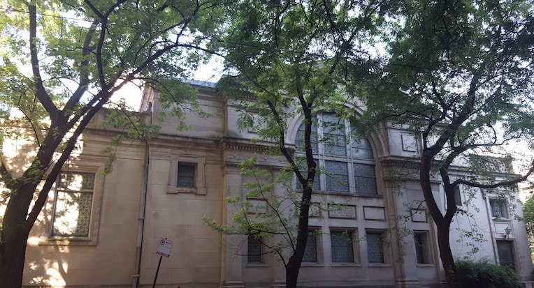 Second Church of Christ, Scientist Pine Grove facade Lincoln Park preservation battle