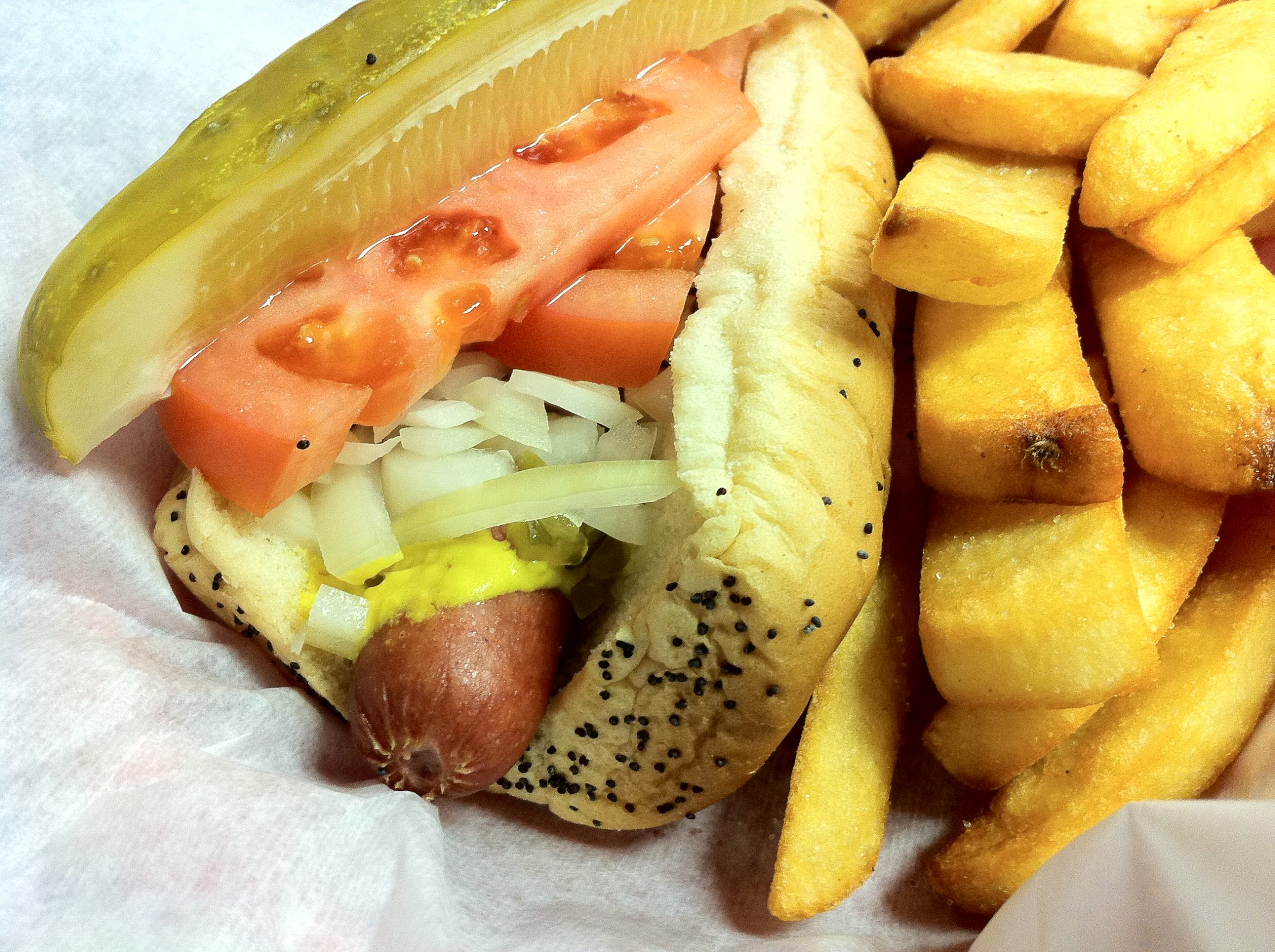 hotdog Chicago-style hot dog