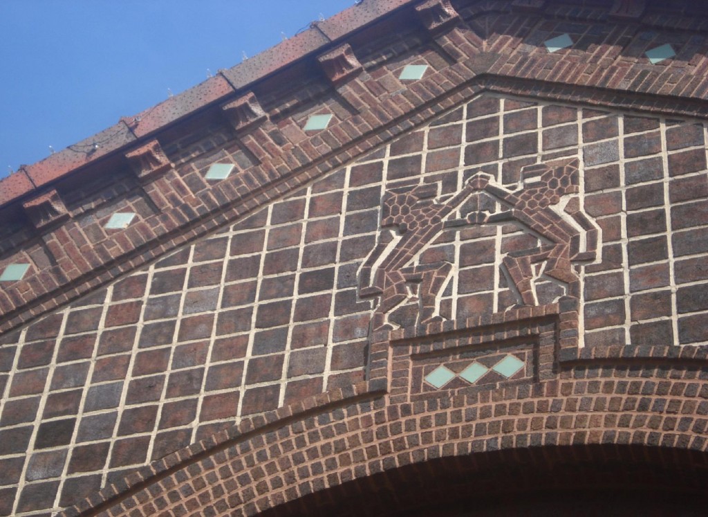 Detail of lion mosaic on the Kolver Lion House at the Lincoln Park Zoo The Kolver Lion House